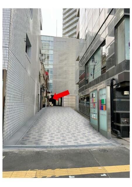 【港区・表参道駅徒歩2分】東京メトロ銀座線・千代田線・半蔵門線　地下1階・14.35坪　飲食店可